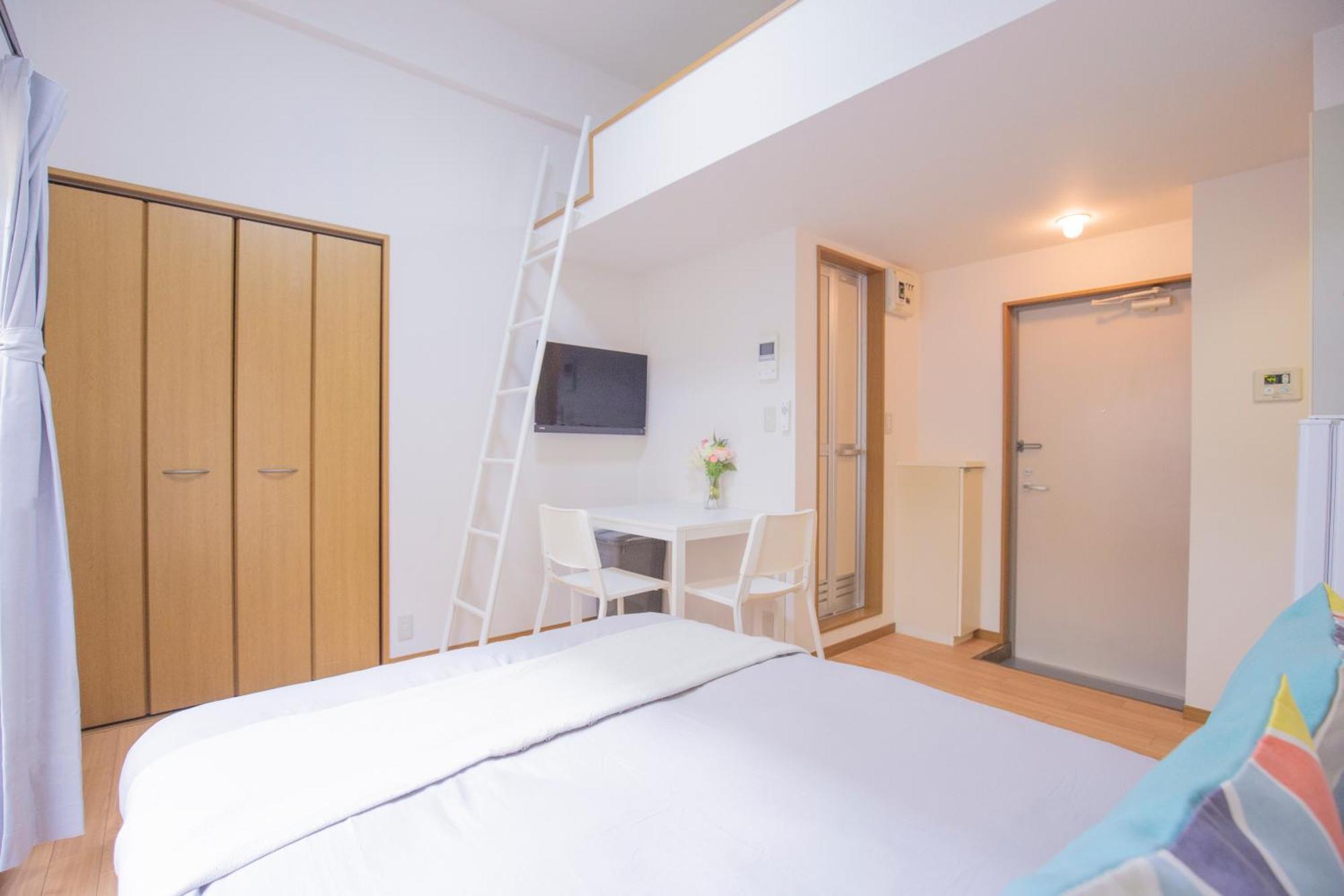 閑静な住宅街_暖かく居心地の良いデザイン Eow-7 Tokio Exterior foto